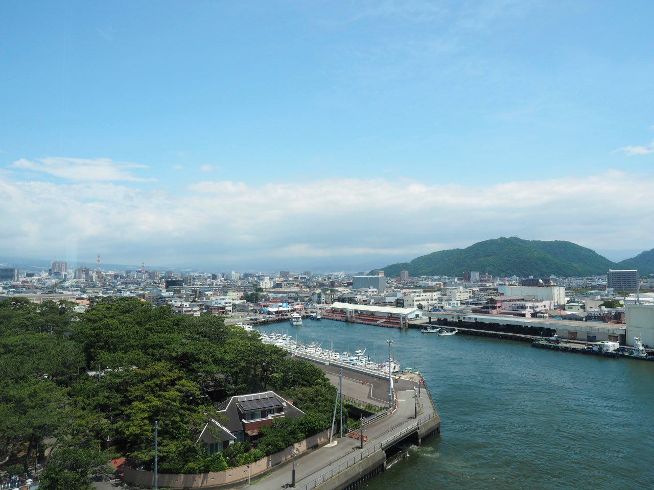 びゅうおから眺める沼津市街地