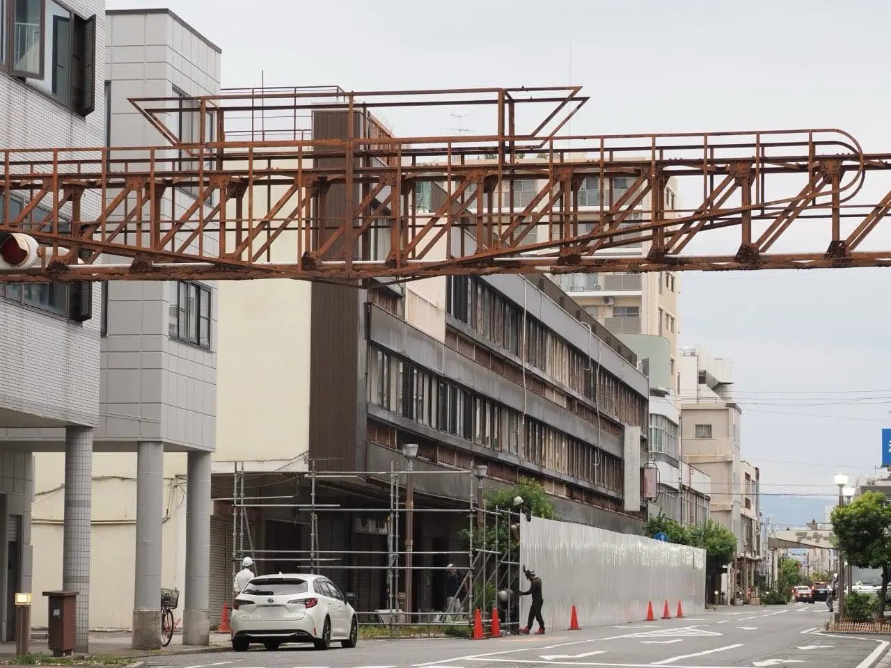 解体前の沼津本通防火建築帯