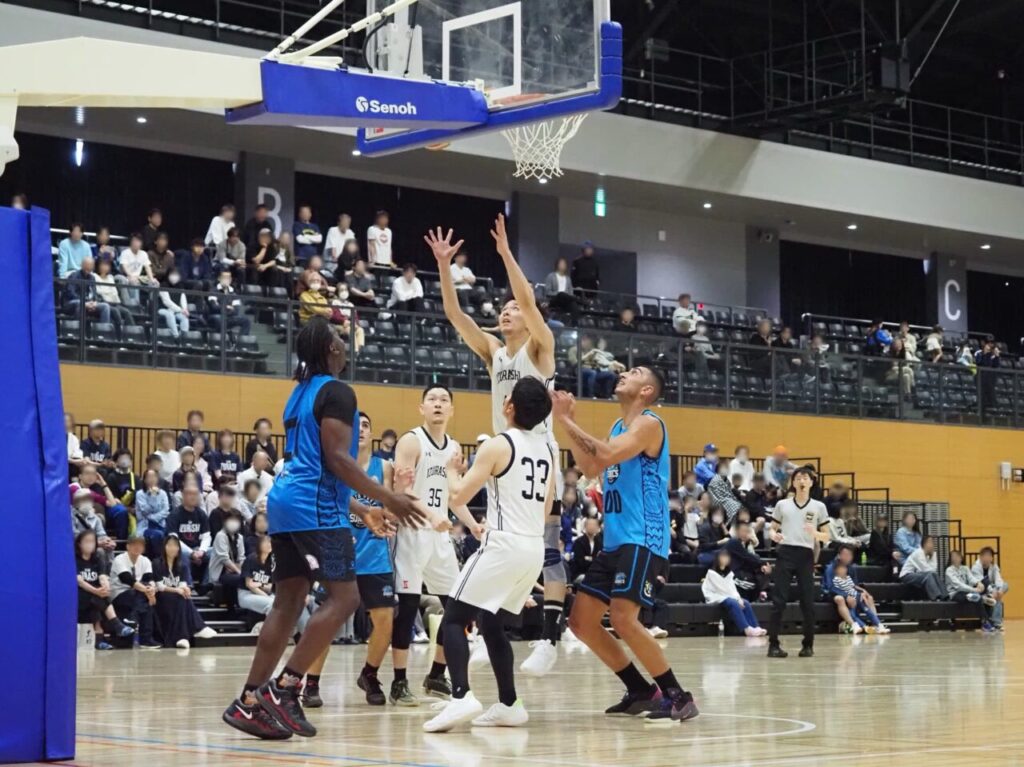 香陵アリーナ IZURASHIバスケットボール部国際交流試合