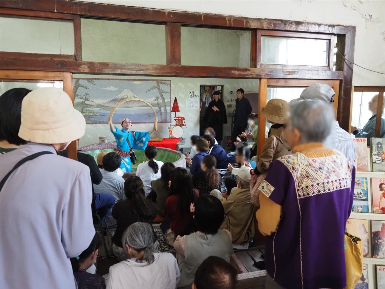 民草の文化で湯を沸かせ