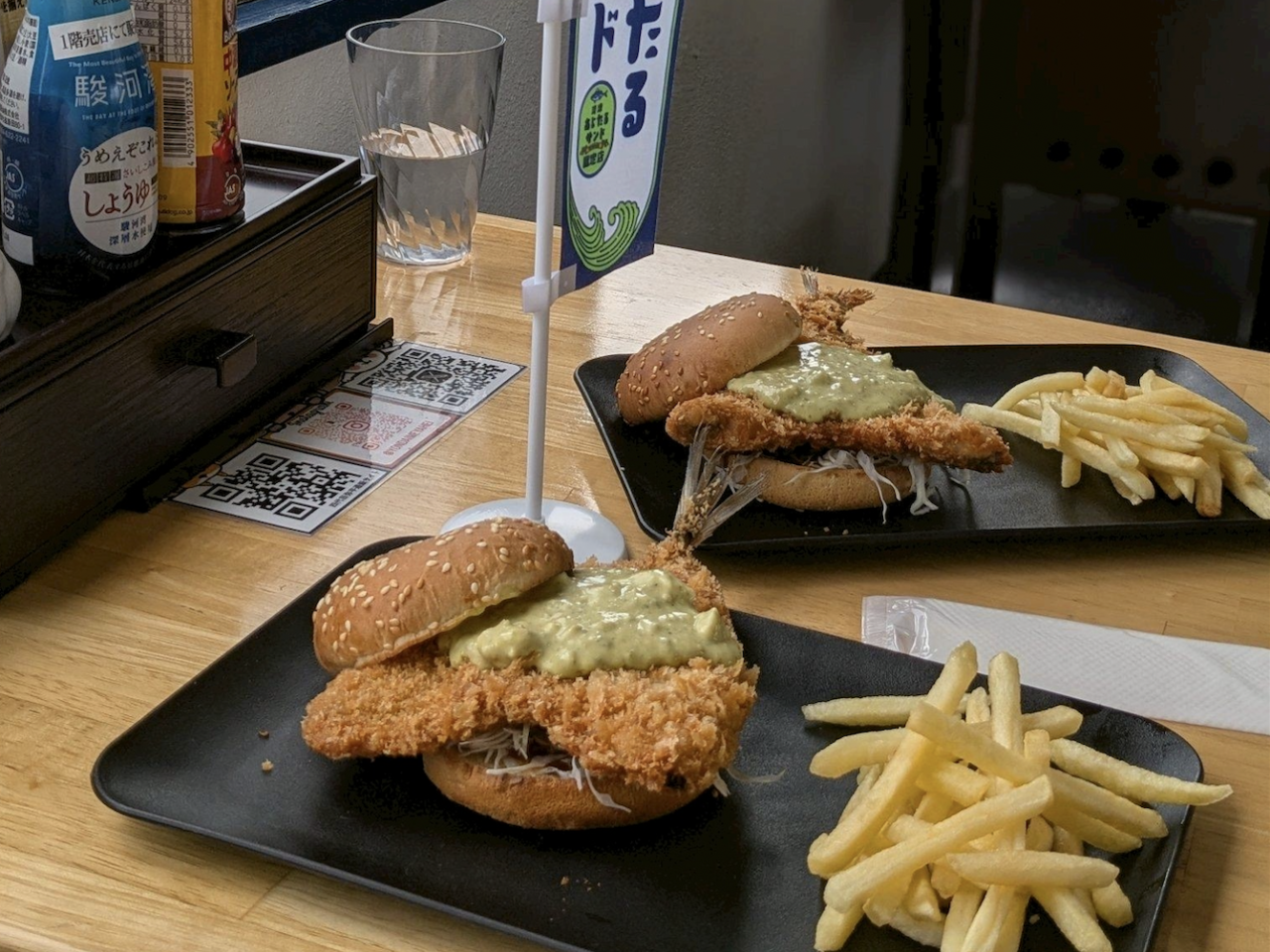 マルヤひもの食堂のあじたるサンド