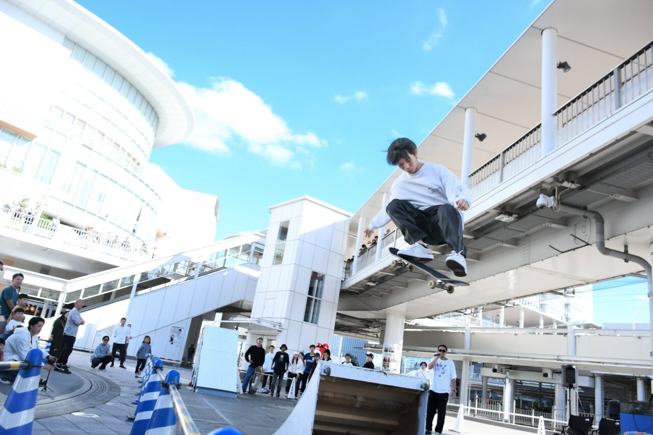 クロススポーツパークのブレイキンのパフォーマンス